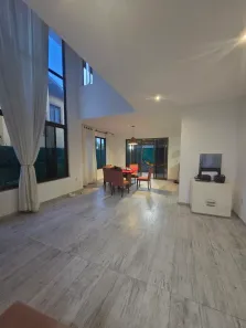 Sobrado com 3 Quartos à venda, 240m² no Centro, Eusébio