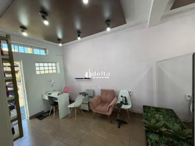Ponto Comercial para alugar, 45m² no Tibery, Uberlândia