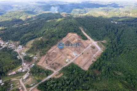 Lote/Terreno à venda, 300m² no Ana Rech, Caxias do Sul