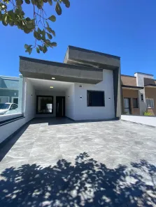 Casa de Condomínio com 3 Quartos para alugar, 110m² no Condomínio Residencial e Comercial Laguna, Pindamonhangaba