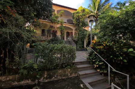 Casa com 3 Quartos à venda, 276m² no São João, Volta Redonda