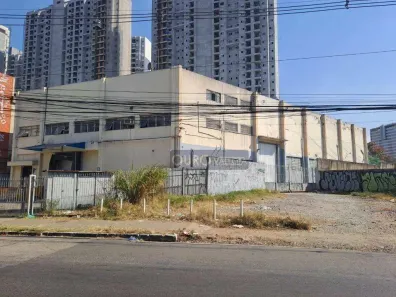 Galpão/Depósito/Armazém à venda, 2596m² no Água Branca, São Paulo