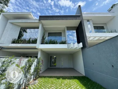 Sobrado com 3 Quartos à venda, 216m² no Ponta Aguda, Blumenau