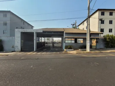 Apartamento com 2 Quartos para alugar, 50m² no Mansour, Uberlândia