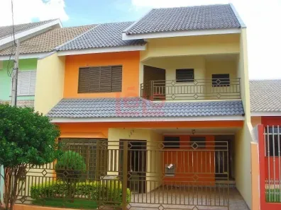 Sobrado com 4 Quartos à venda, 177m² no Jardim Brasil, Maringá