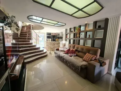 Casa de Condomínio com 5 Quartos à venda, 220m² no Itaipu, Niterói