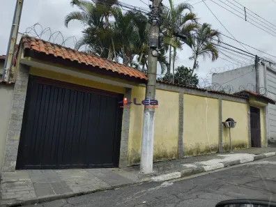 Casa com 6 Quartos à venda, 208m² no Jardim Estela, Poá