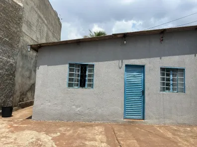 Casa com 3 Quartos à venda, 70m² no Conjunto Vera Cruz, Goiânia