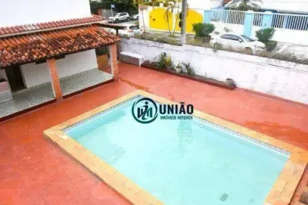 Casa com 5 Quartos à venda, 220m² no São Francisco, Niterói