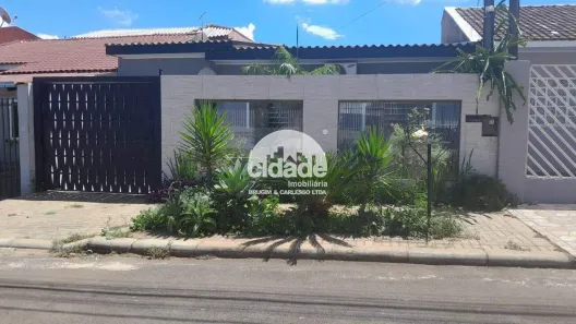 Casa com 3 Quartos à venda, 160m² no Floresta, Cascavel