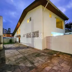 Casa com 3 Quartos à venda, 255m² no Vila Cordeiro, São Paulo