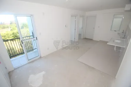 Apartamento com 2 Quartos para alugar, 45m² no Três Vendas, Pelotas