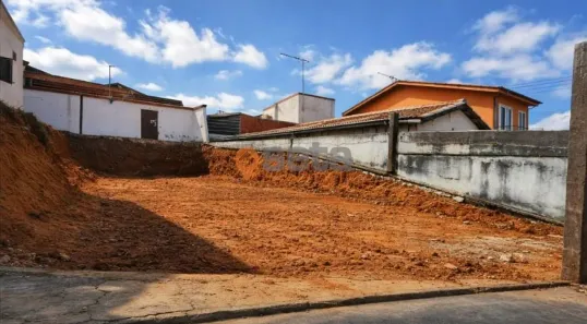 Lote/Terreno à venda, 250m² no Bosque dos Eucaliptos, São José dos Campos