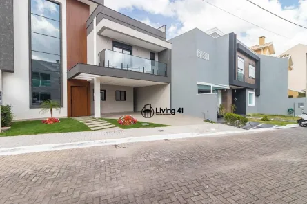 Casa de Condomínio com 4 Quartos à venda, 220m² no Uberaba, Curitiba