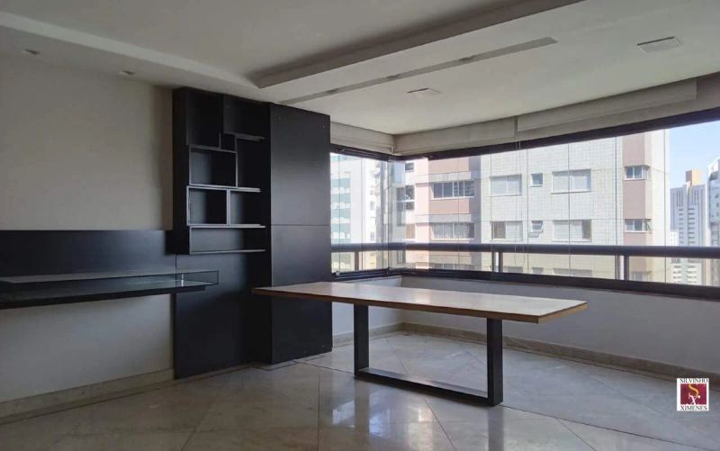 Apartamento com 4 quartos — Funcionários, Belo Horizonte