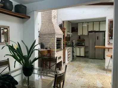 Casa com 3 Quartos à venda, 242m² no Jardim Prudência, São Paulo