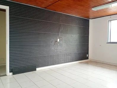 Ponto Comercial para alugar, 45m² no Centro, Guapimirim