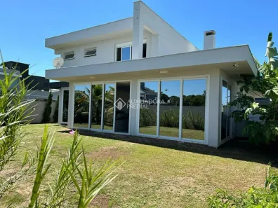 Casa com 4 Quartos à venda, 306m² no Campeche, Florianópolis
