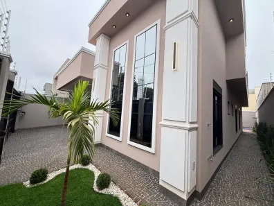 Casa com 3 Quartos à venda, 232m² no Residencial Interlagos, Rio Verde