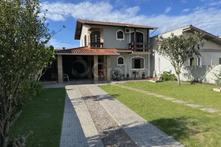 Casa com 3 Quartos à venda, 180m² no Praia de Fora, Palhoça