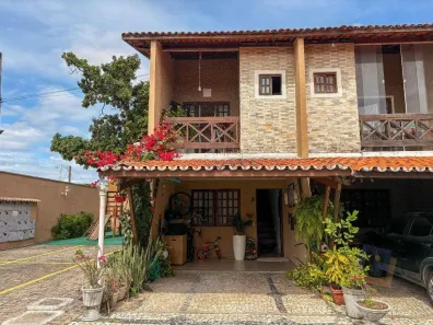 Casa de Condomínio com 3 Quartos à venda, 110m² no Cambeba, Fortaleza