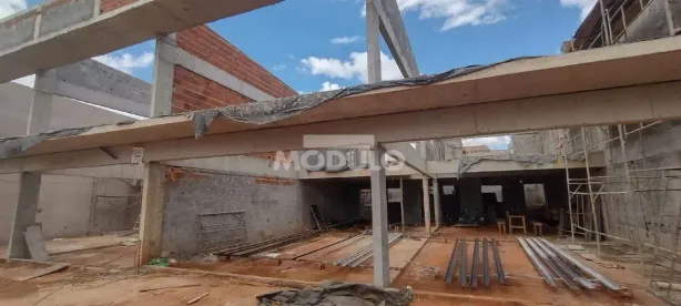Ponto Comercial para alugar, 151m² no Santa Mônica, Uberlândia