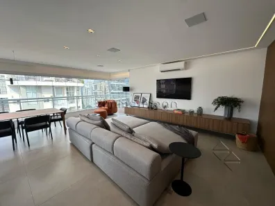 Apartamento com 3 Quartos à venda, 161m² no Vila Nova Conceição, São Paulo