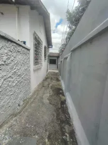Casa com 2 Quartos para alugar, 100m² no Calafate, Belo Horizonte