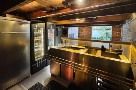 Casa com 2 Quartos para alugar, 250m² no Barra Funda, São Paulo