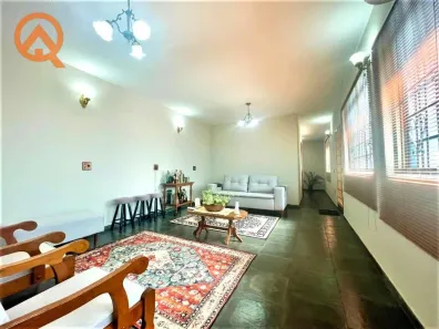 Casa com 3 Quartos à venda, 300m² no Jardim Chapadão, Campinas