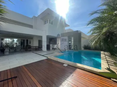 Sobrado com 3 Quartos à venda, 450m² no Condomínio Residencial Jaguary, São José dos Campos
