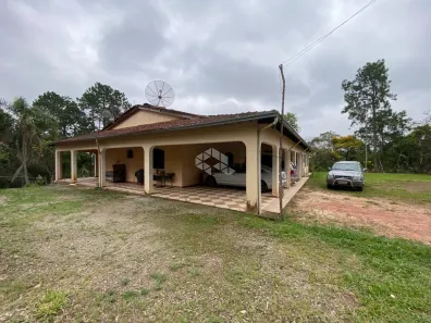 Fazenda/Sítio com 3 Quartos à venda, 300m² no Jardim Sinki, Franco da Rocha