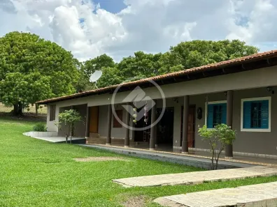Fazenda/Sítio à venda, 220m² no , Goiás