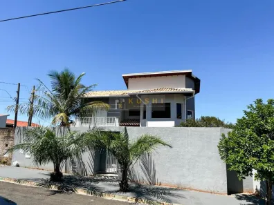 Sobrado com 4 Quartos à venda, 210m² no Loteamento Parque São Martinho, Campinas