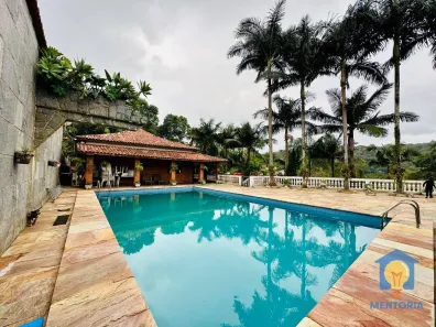 Fazenda/Sítio com 5 Quartos para alugar, 650m² no Jardim Itatiaia, Embu das Artes