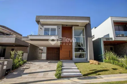 Casa com 3 Quartos à venda, 246m² no Centro, Gravataí