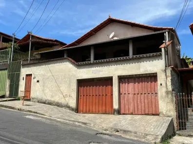 Casa com 3 Quartos à venda, 500m² no Novo Progresso, Contagem