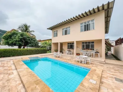 Casa de Condomínio com 5 Quartos à venda, 300m² no Maravista, Niterói