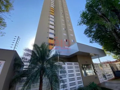 Apartamento com 2 Quartos para alugar, 55m² no Zona 07, Maringá