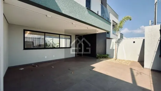 Sobrado com 3 Quartos à venda, 141m² no Vista Linda, Cascavel