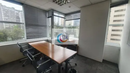 Sala Comercial para alugar, 208m² no Vila Olímpia, São Paulo