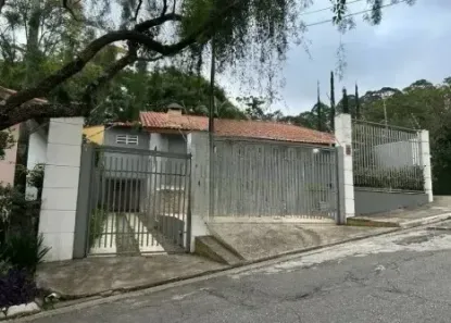 Casa com 3 Quartos para alugar, 320m² no Vila Albertina, São Paulo