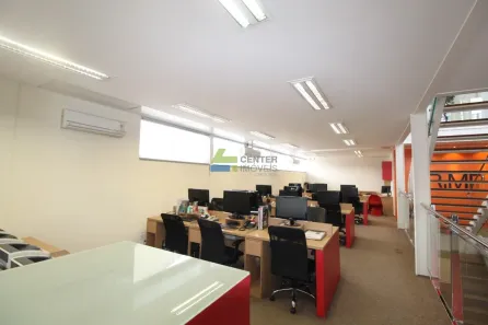 Prédio Comercial para alugar, 700m² no Mirandópolis, São Paulo