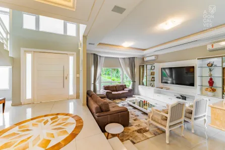 Casa de Condomínio com 3 Quartos à venda, 368m² no Campo Comprido, Curitiba