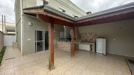 Sobrado com 3 Quartos para alugar, 89m² no Jardim São Pedro, Mogi das Cruzes