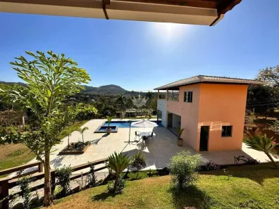 Fazenda/Sítio com 4 Quartos à venda, 3m² no , Itatiaiuçu
