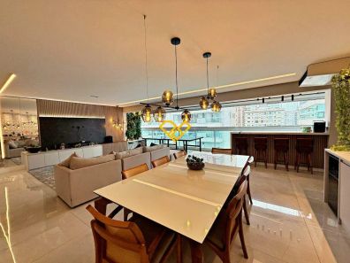 Apartamento com 4 Quartos à venda, 191m² no Gonzaga, Santos