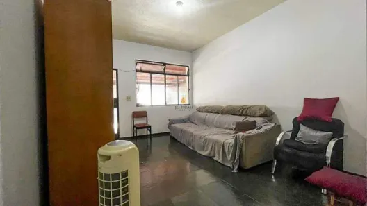 Casa com 4 Quartos à venda, 300m² no Santa Terezinha, Belo Horizonte