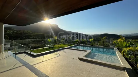 Casa com 3 Quartos à venda, 405m² no Pedra Branca, Palhoça