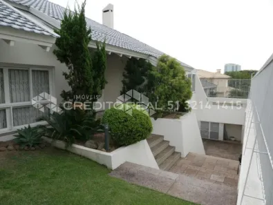 Casa com 4 Quartos à venda, 900m² no Três Figueiras, Porto Alegre